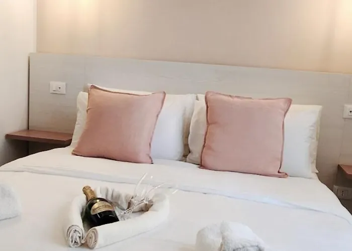 Nocleg ze śniadaniem Reggiada House 4*