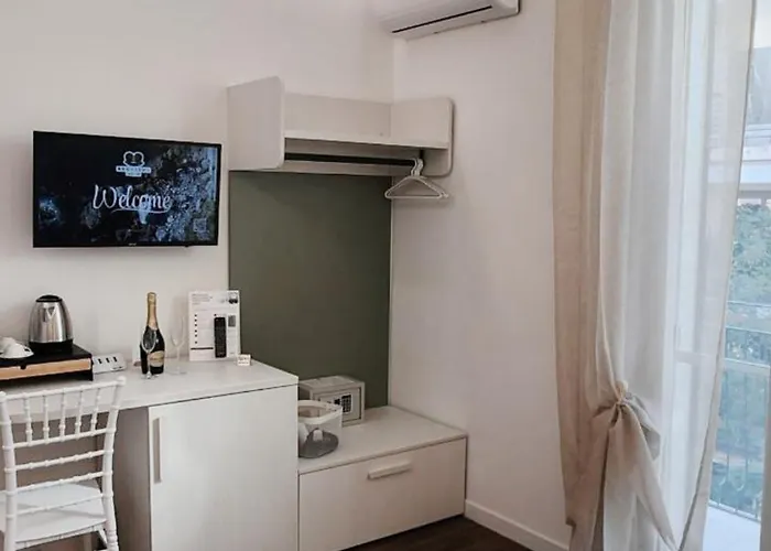 Reggiada House Nocleg ze śniadaniem 4*