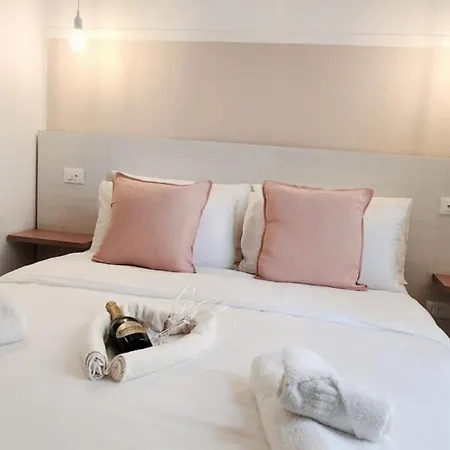 Bed & Breakfast Reggiada House 4*